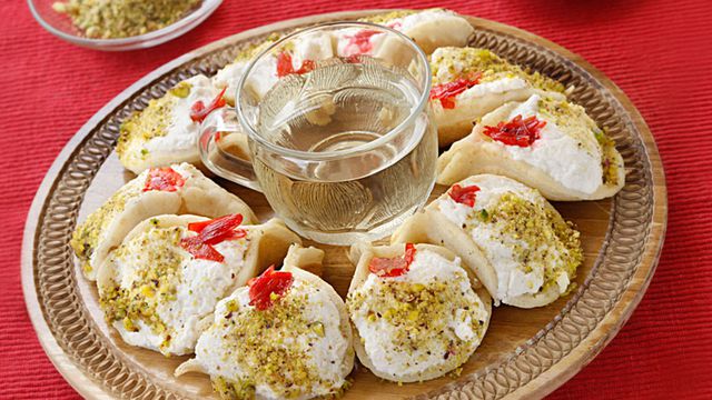 طريقة عمل القطائف بالكريمة من أشهر حلويات رمضان