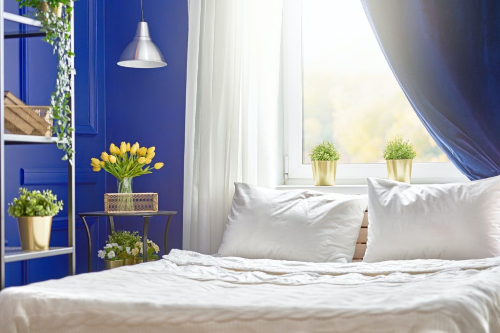 ما هي أفضل الألوان لغرف النوم نفسيًا؟